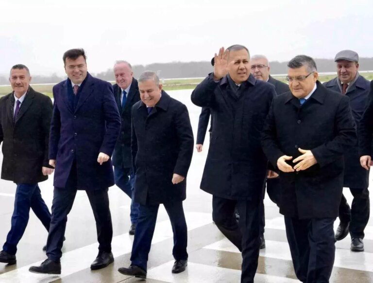 icisleri-bakani-ali-yerlikaya-sinopta-ztezGRYY.jpg