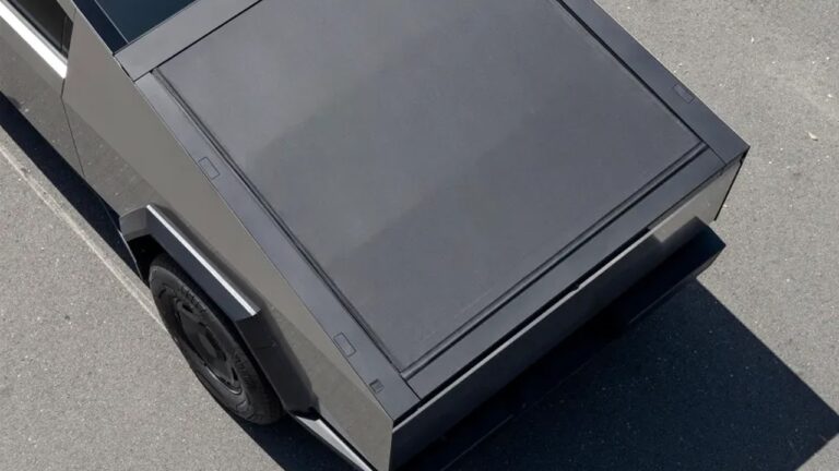 tesla-simdiye-kadarki-en-ucuz-cybertruck-modelini-tanitti-pm9dWR9V.jpg